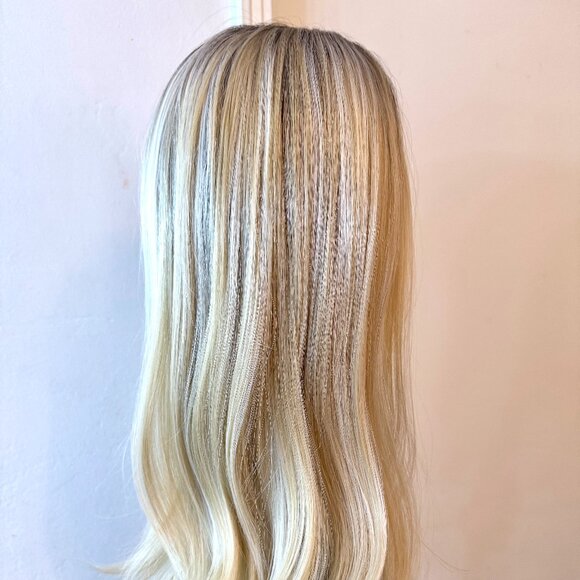 Imstyle Lona Blonde Wig -Similar CSC wigs - Picture 4 of 11